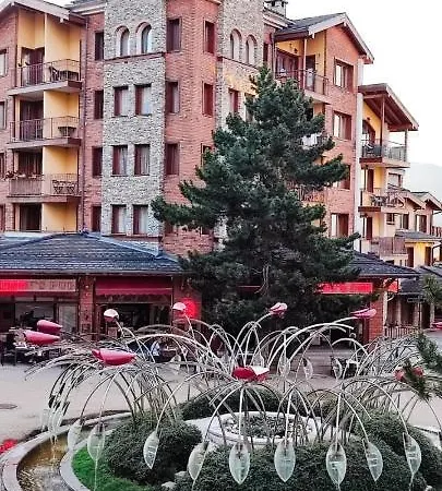 Pirin Golf Downtown Апартамент *