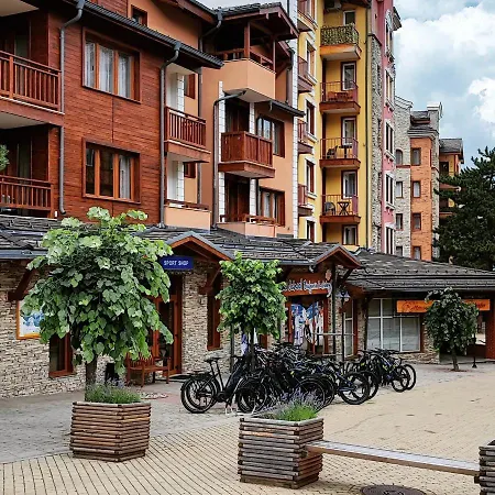 Pirin Golf Downtown * Razlık
