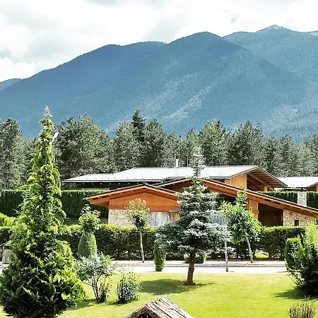 Pirin Golf Downtown Апартамент